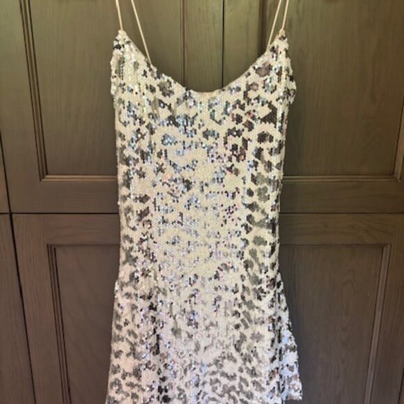 White and silver sequin animal print dress XXS - Picture 1 of 3